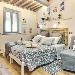  Apartamento La Casina Di Rosa